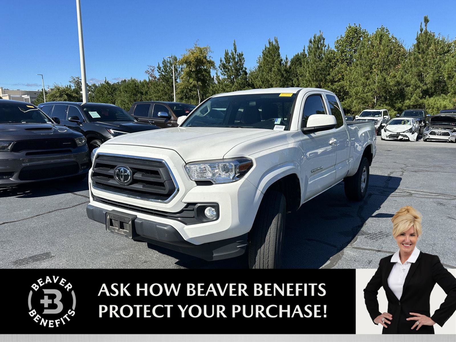Used 2022 Toyota Tacoma SR5 RWD image 1