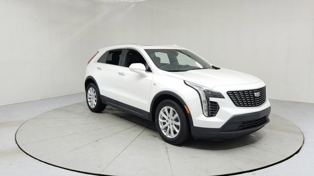 Certified 2023 Cadillac XT4 Luxury w/ Cold Weather Package image 7