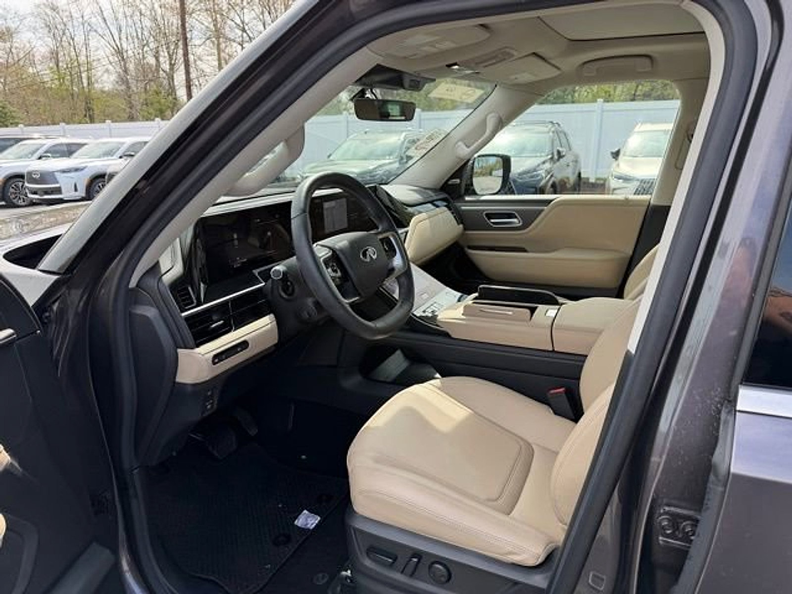 Certified 2026 INFINITI QX80 Pure AWD/4WD image 10