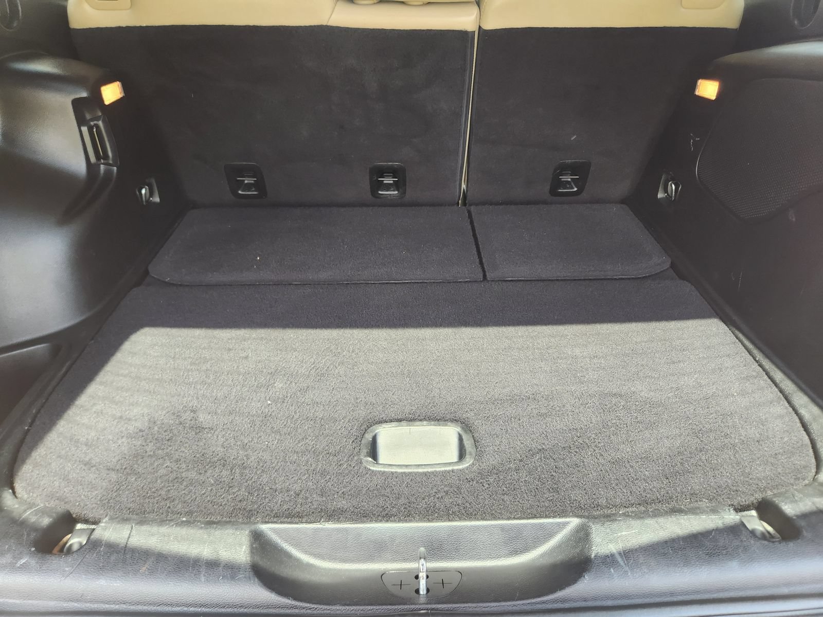Used 2016 Jeep Cherokee Limited w/ Luxury Group FWD image 36