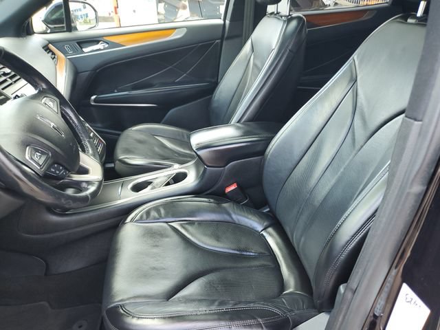 Used 2019 Lincoln MKC Reserve w/ MKC Climate Package AWD/4WD image 16