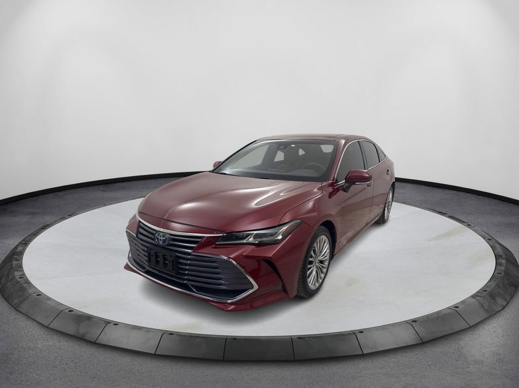 Used 2019 Toyota Avalon Limited image 1