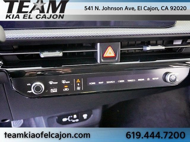 New 2025 Kia EV6 Wind image 32