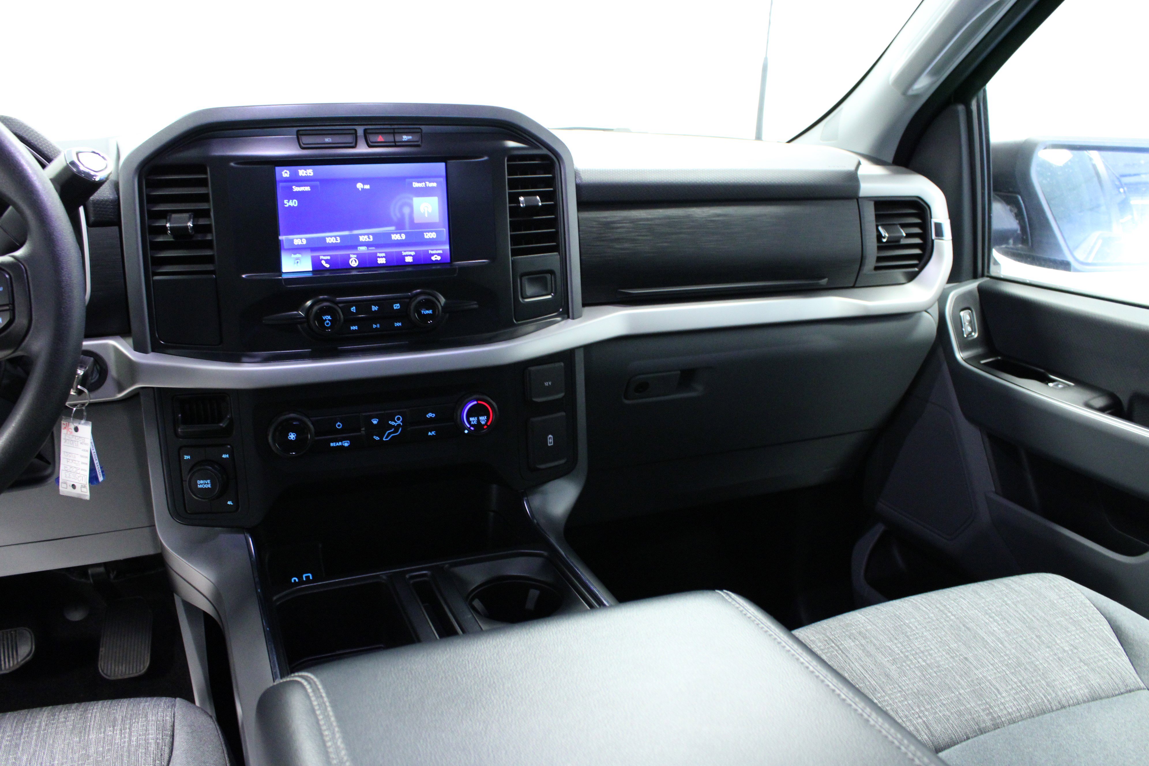 Used 2022 Ford F150 XLT w/ XTR Package image 19