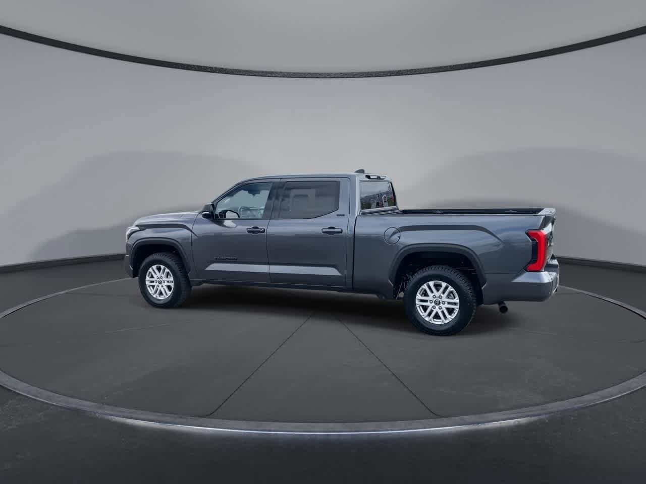 Used 2023 Toyota Tundra SR5 w/ SR5 Premium Package AWD/4WD image 7