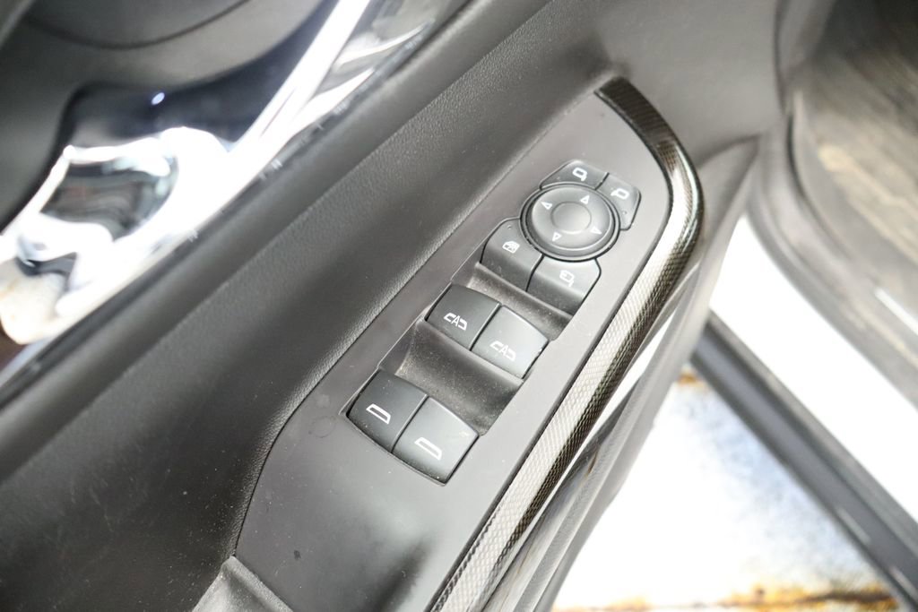 Used 2022 GMC Acadia AT4 w/ Technology Package AWD/4WD image 33