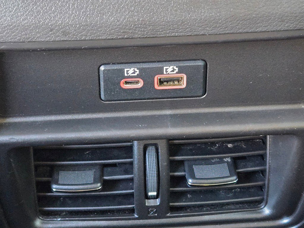 Used 2020 Nissan Murano SV image 17