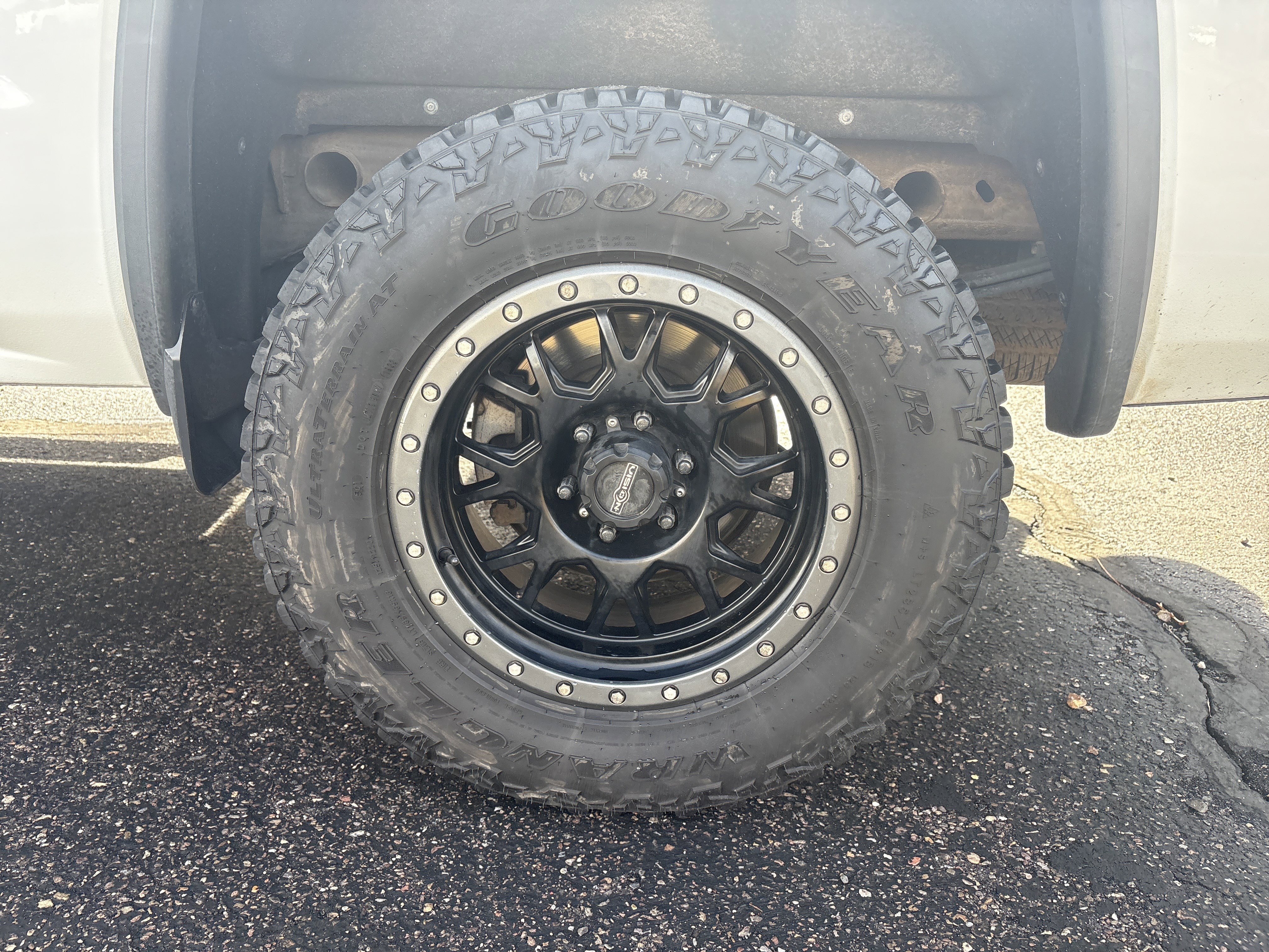 Used 2017 GMC Sierra 1500 SLT w/ All Terrain X Package image 13