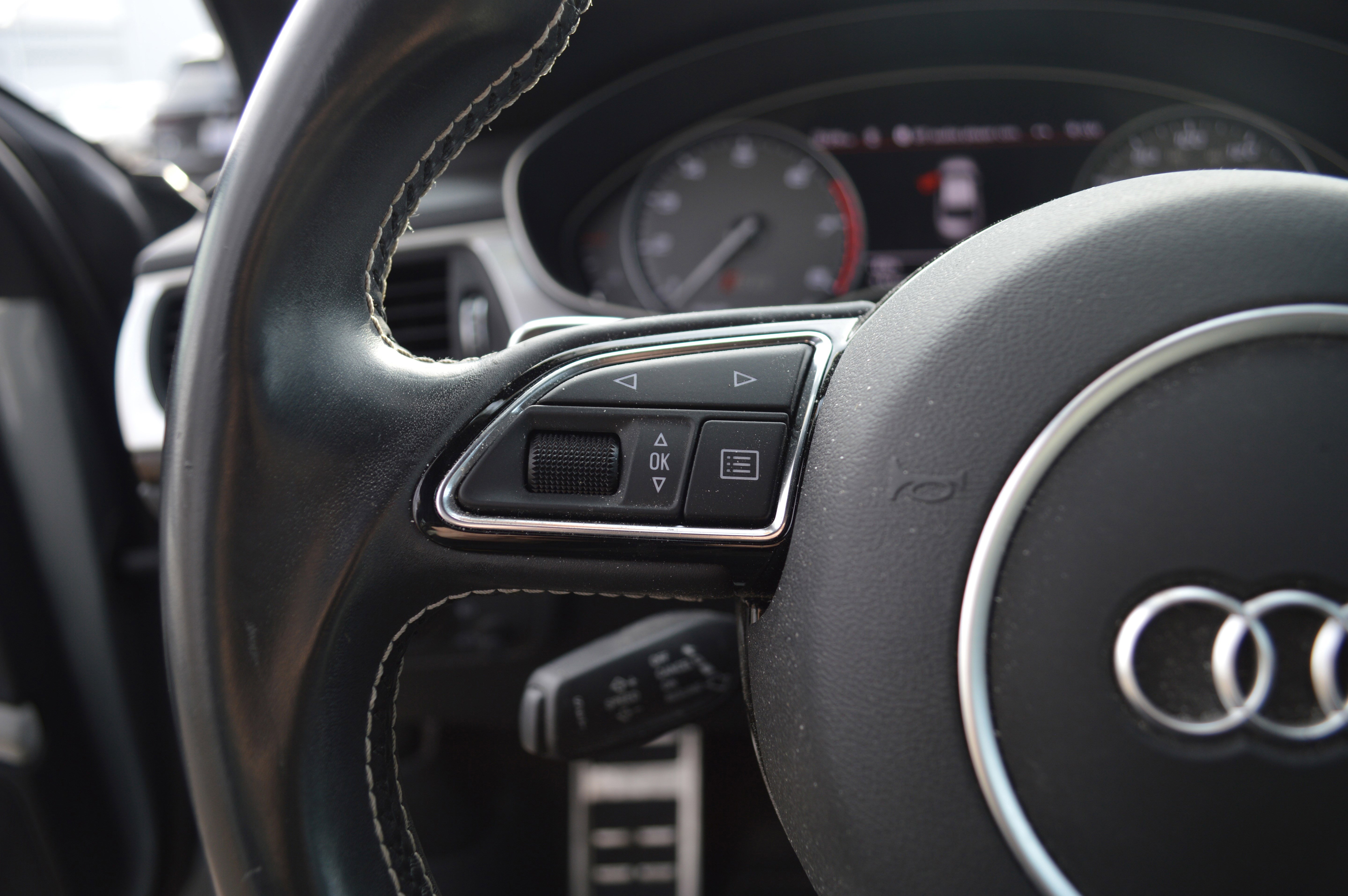 Used 2016 Audi S6 Premium Plus image 15