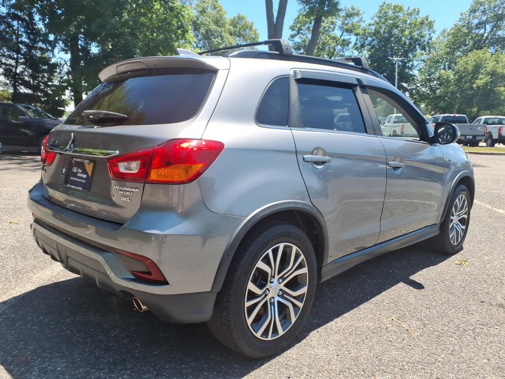Used 2018 Mitsubishi Outlander Sport SEL FWD image 2