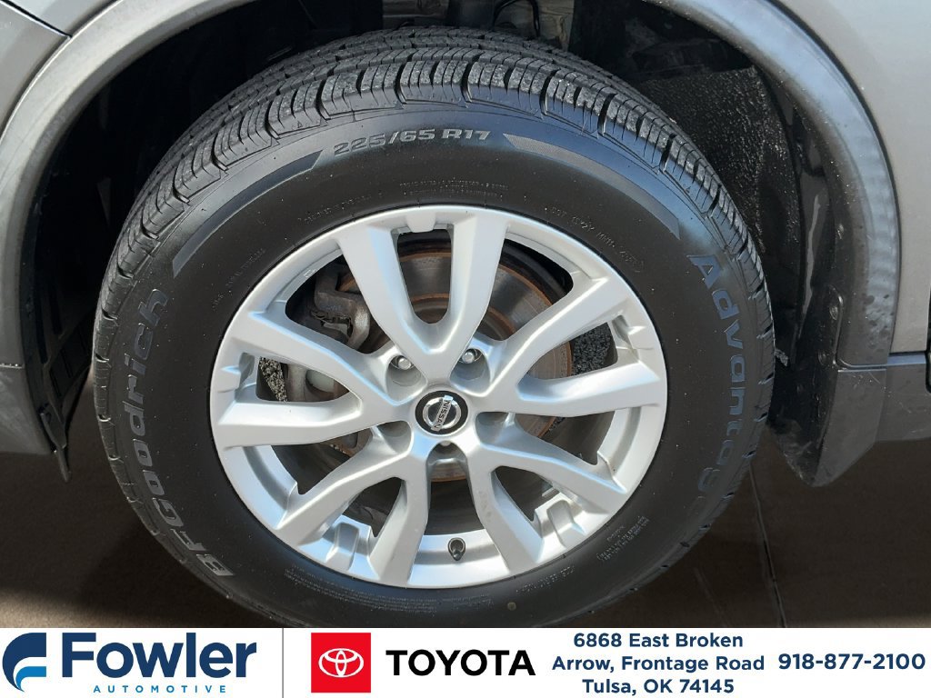 Used 2018 Nissan Rogue SV w/ Premium Package AWD/4WD image 29