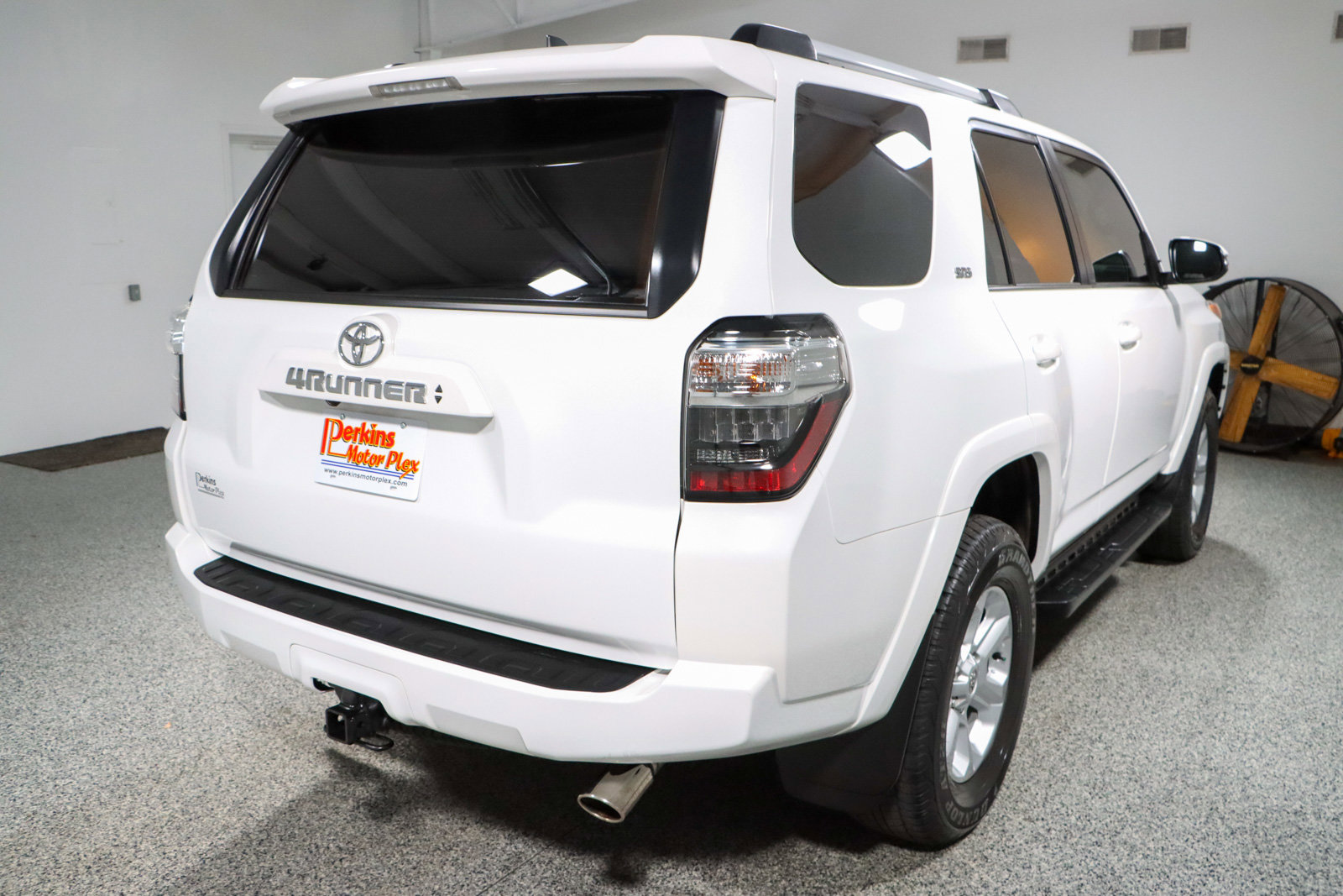 Used 2023 Toyota 4Runner SR5 Premium w/ Moonroof Package image 7