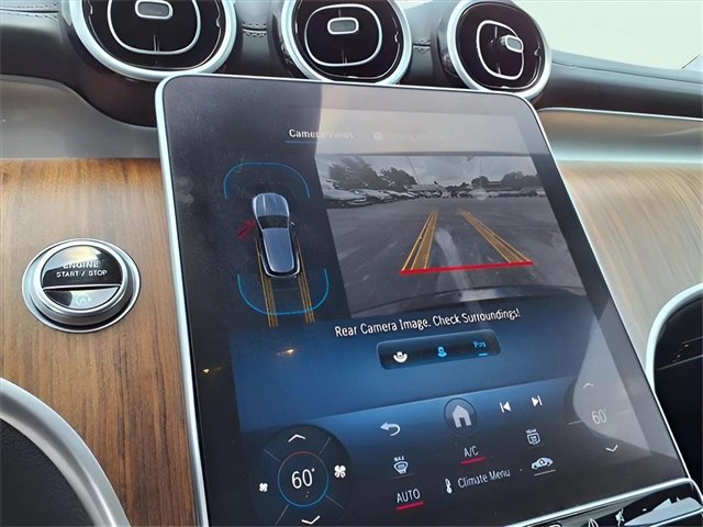 Used 2024 Mercedes-Benz GLC 300 image 15