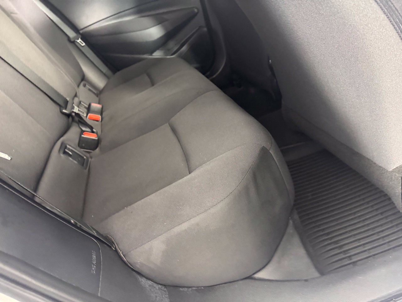 Used 2025 Toyota Corolla LE FWD image 28