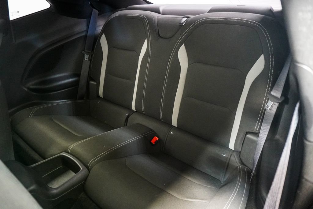 Used 2019 Chevrolet Camaro LT w/ RS Package image 8