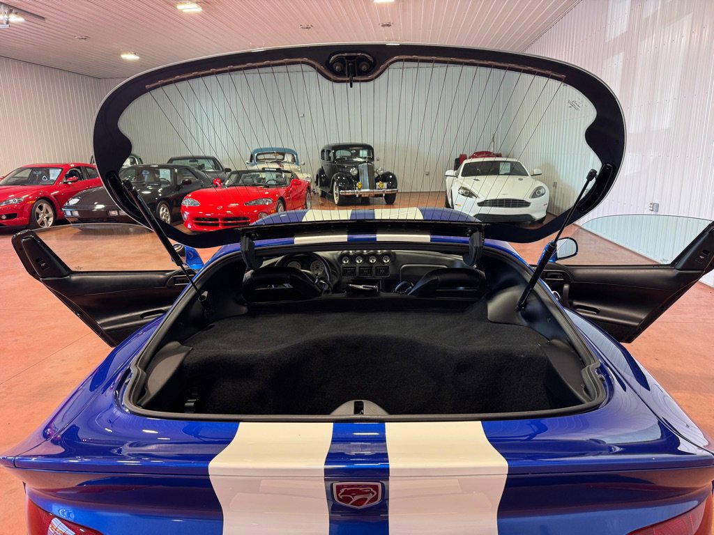 Used 1997 Dodge Viper GTS image 34