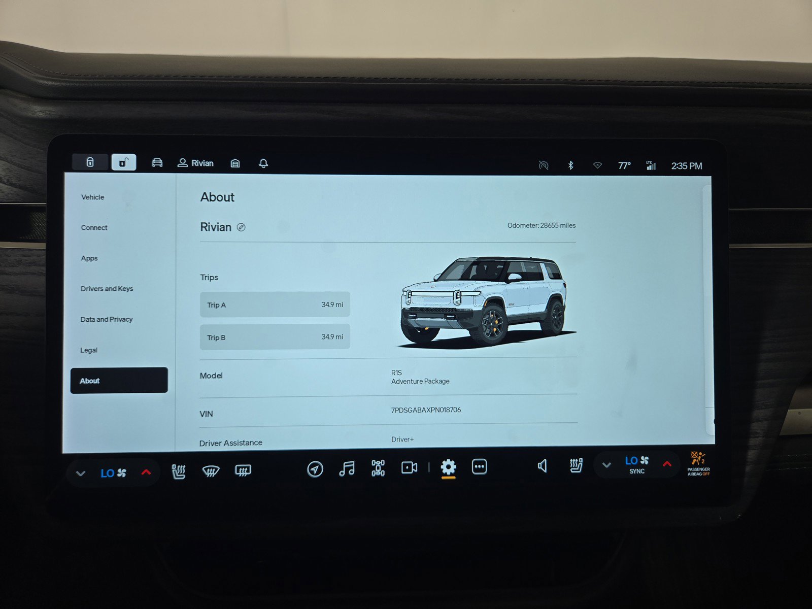 Used 2023 Rivian R1S Adventure AWD/4WD image 29