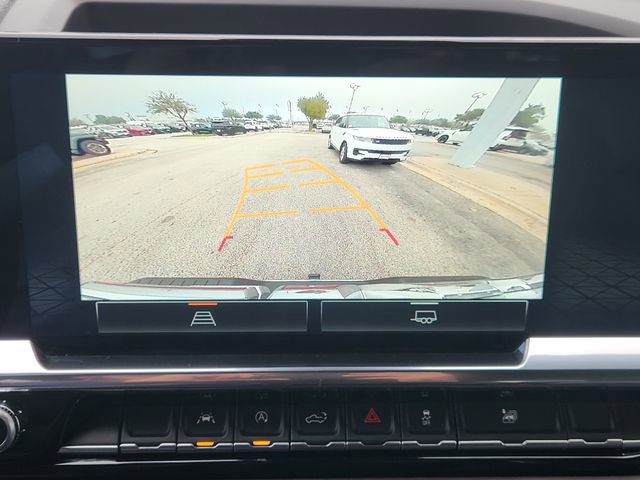 Used 2025 GMC Sierra 1500 SLT image 17