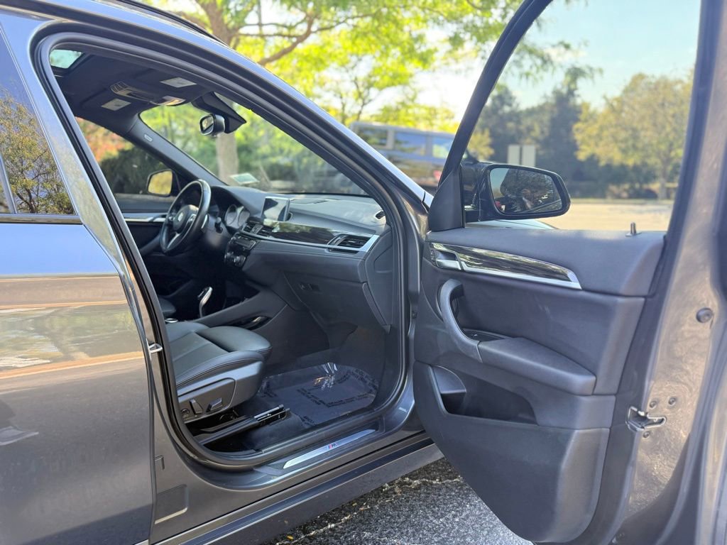 Used 2021 BMW X1 xDrive28i w/ M Sport Package image 30