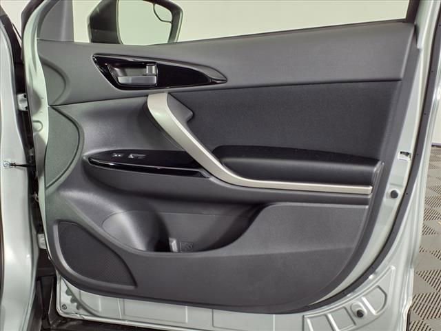 New 2025 Mitsubishi Eclipse Cross LE AWD/4WD image 8