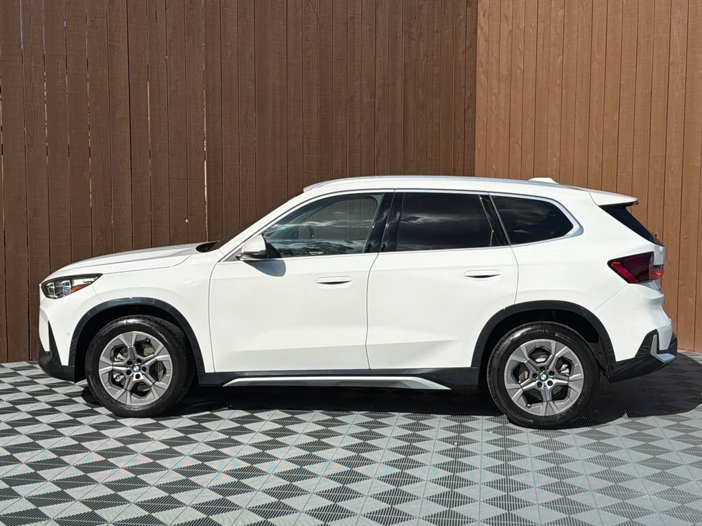 Used 2025 BMW X1 xDrive28i w/ Convenience Package AWD/4WD image 15