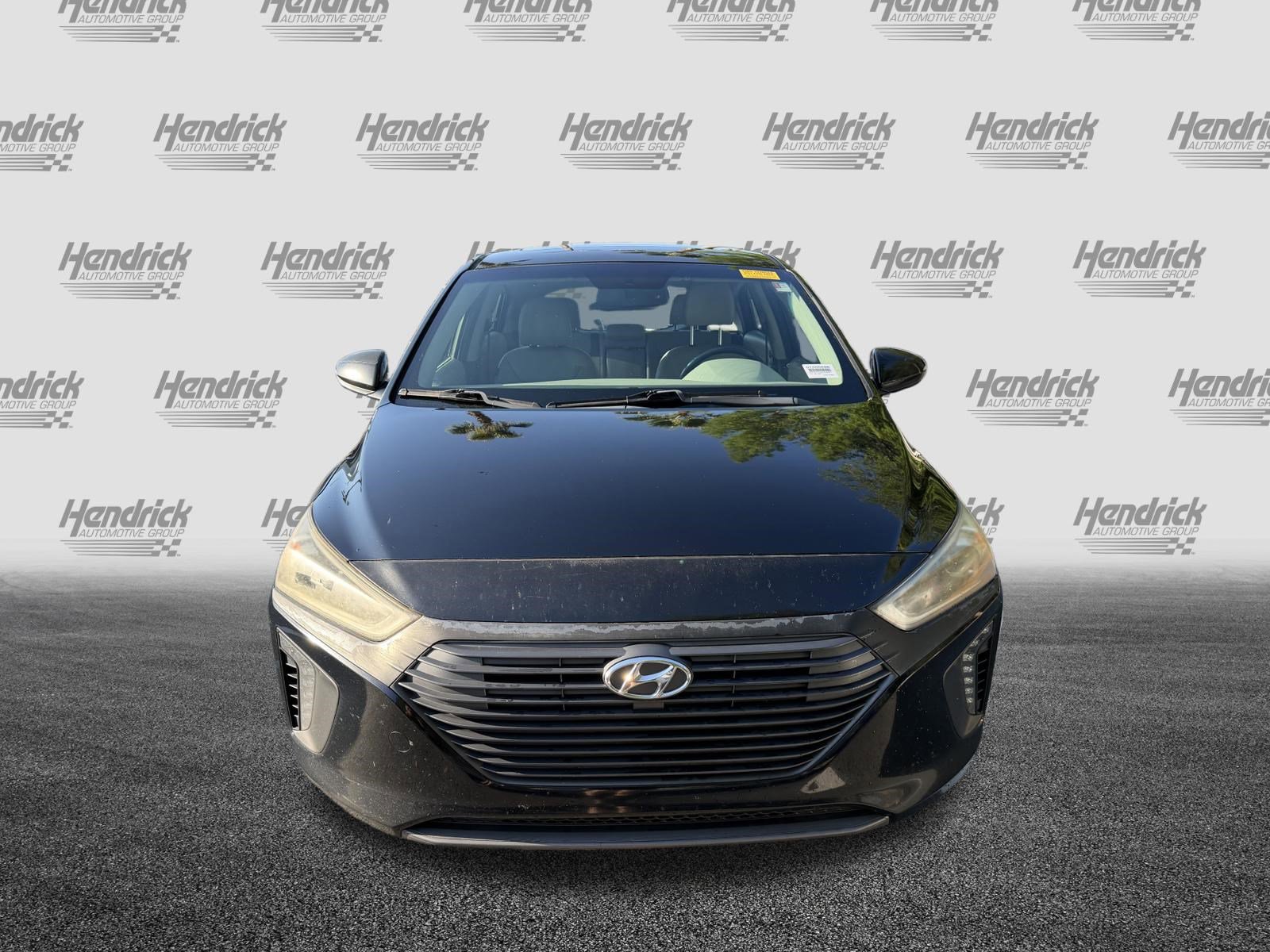 Used 2017 Hyundai Ioniq Limited FWD image 3