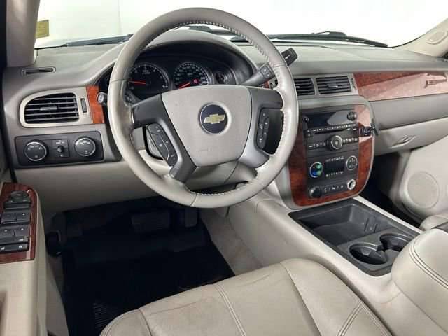 Used 2010 Chevrolet Suburban LT AWD/4WD image 14