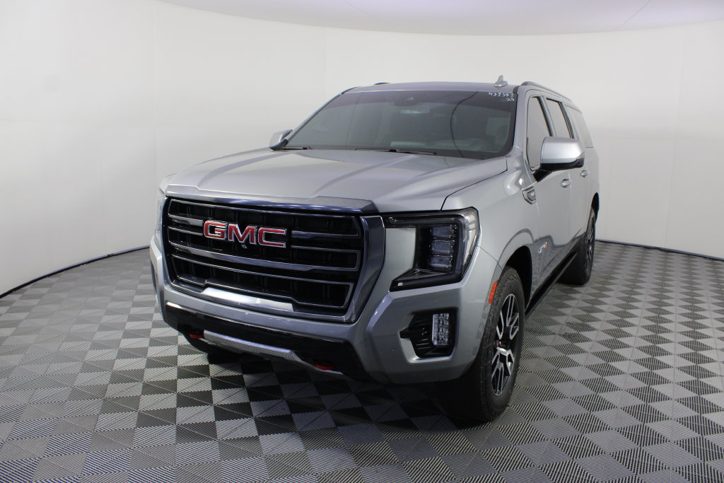 Used 2023 GMC Yukon XL AT4 w/ AT4 Premium Package AWD/4WD image 28