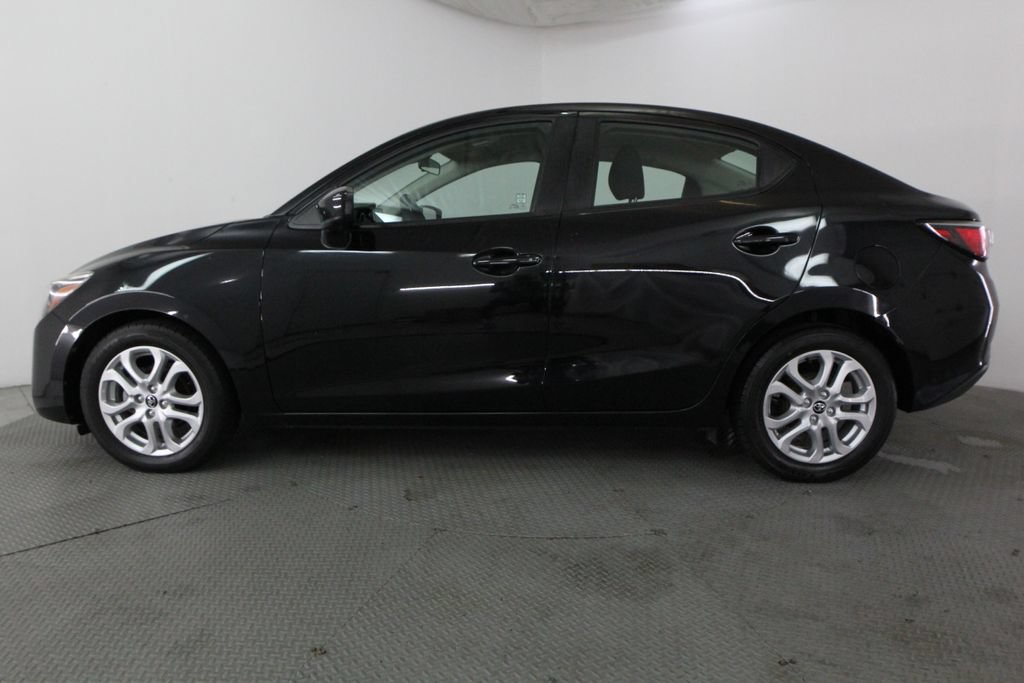 Used 2018 Toyota Yaris iA FWD image 4