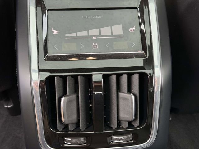 Used 2023 Volvo S90 B6 Plus w/ Protection Package Premier image 33