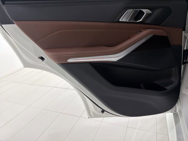 Certified 2023 BMW X5 xDrive45e w/ Executive Package image 15