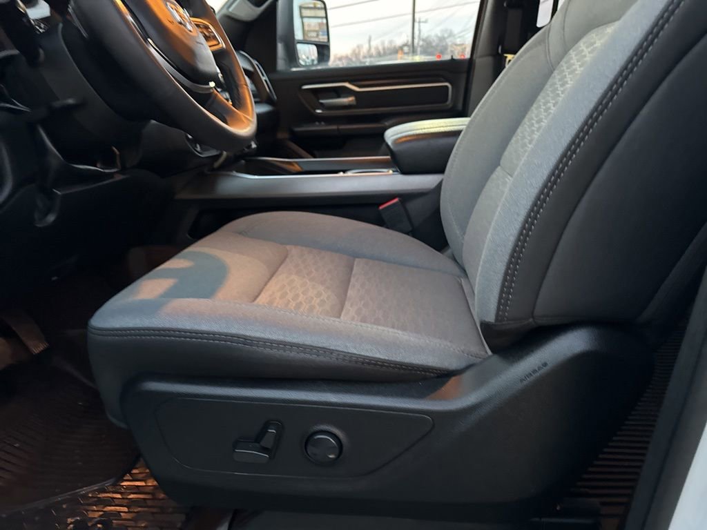 Used 2025 RAM 1500 Big Horn image 16