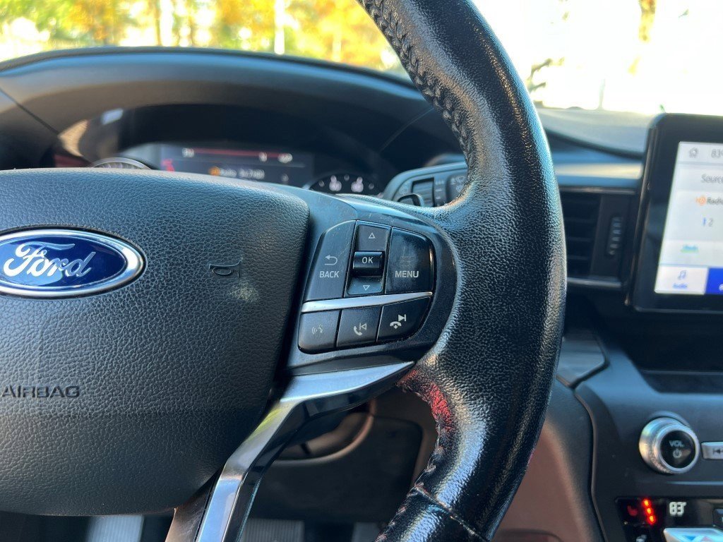 Used 2020 Ford Explorer Limited image 26