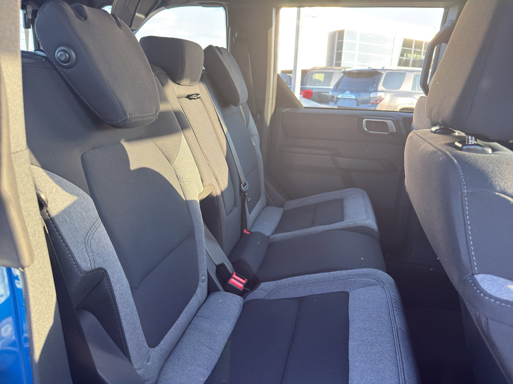 New 2025 Ford Bronco 4-Door w/ Sasquatch Package AWD/4WD image 13