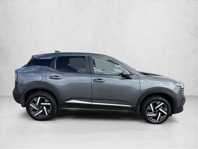 Used 2025 Nissan Kicks SV FWD image 4