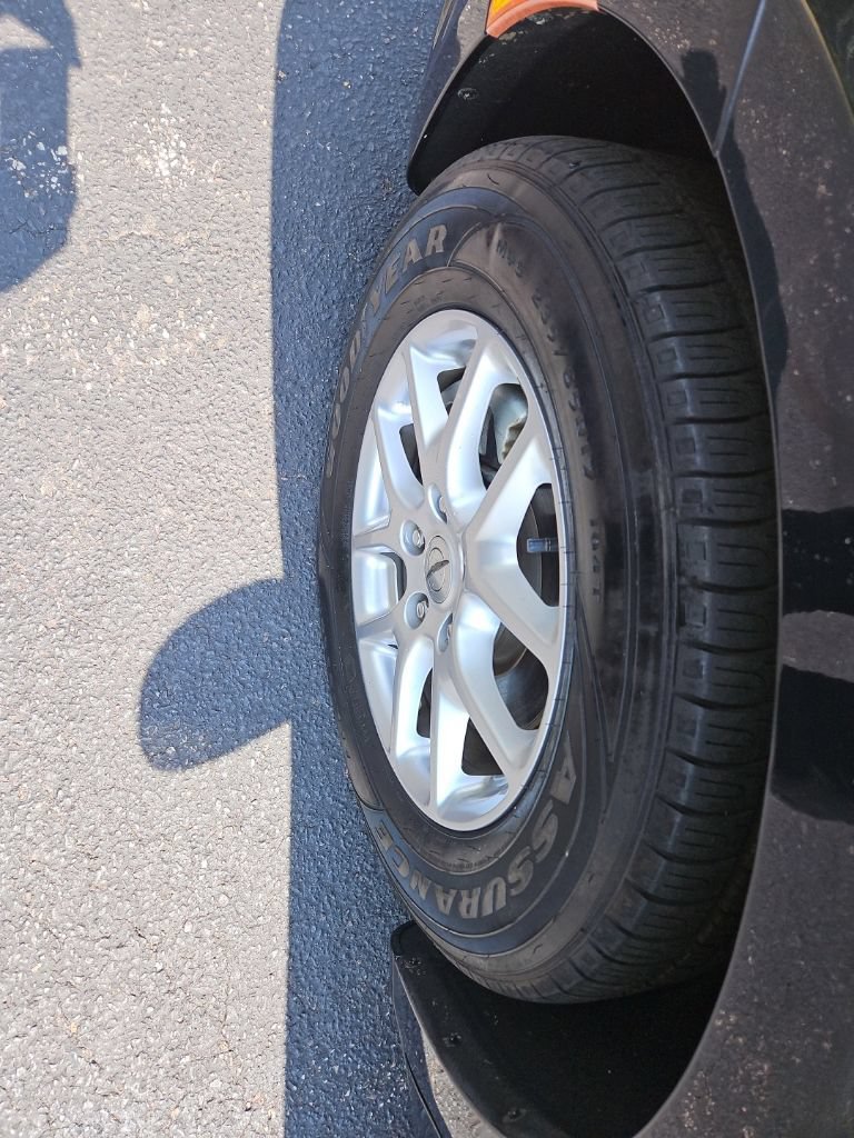 Used 2024 Chrysler Pacifica Touring-L FWD image 13