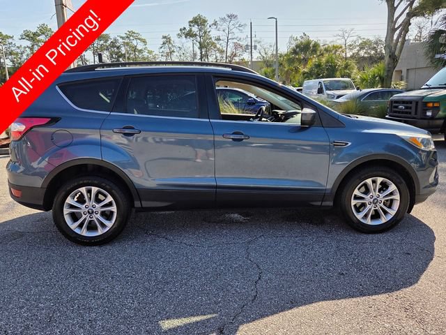 Used 2018 Ford Escape SE w/ SE Sync 3 Package AWD/4WD image 6