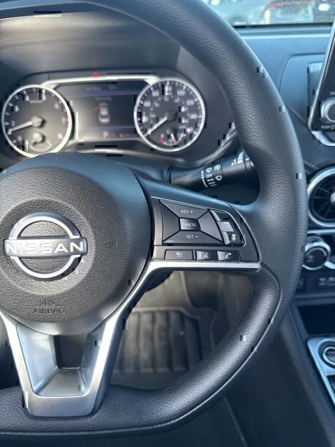 Used 2024 Nissan Sentra SV FWD image 21