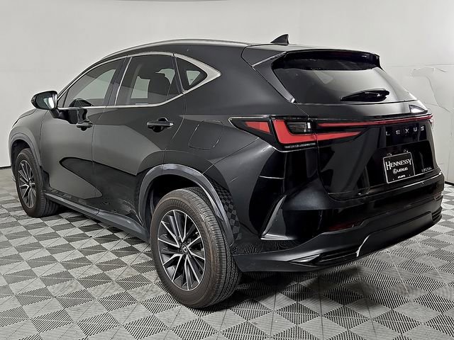 Used 2024 Lexus NX 250 FWD w/ Towing Package (2000 Lbs) image 7