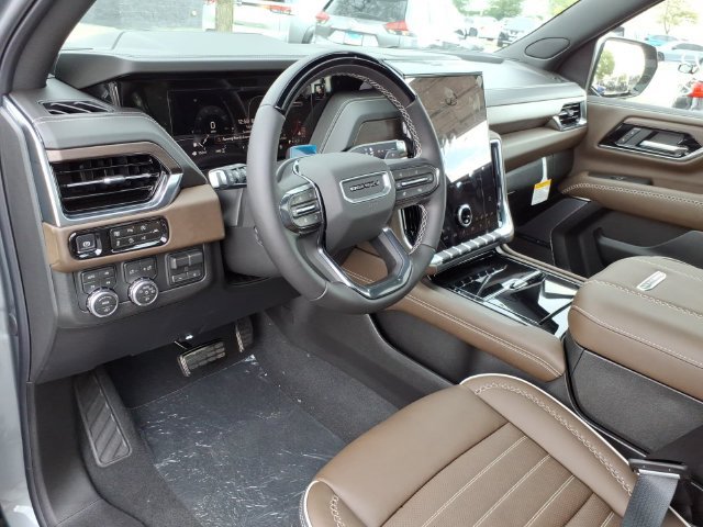 New 2027 GMC Yukon XL Denali Ultimate AWD/4WD image 3
