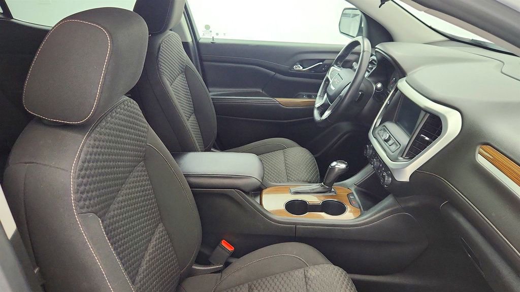 Used 2019 GMC Acadia SLE w/ LPO, Floor Liner Package image 24