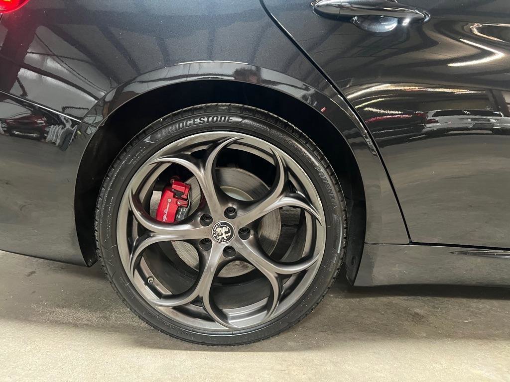 Used 2021 Alfa Romeo Giulia Ti Sport image 10
