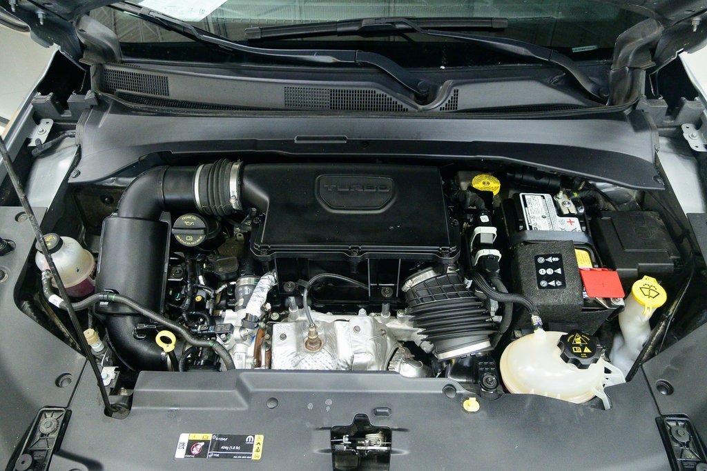 Used 2023 Jeep Compass Limited image 10