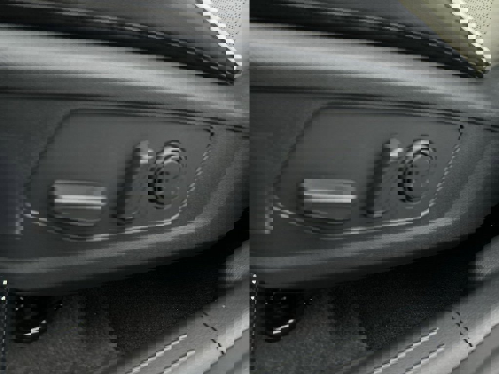 New 2026 Kia Sportage EX image 18