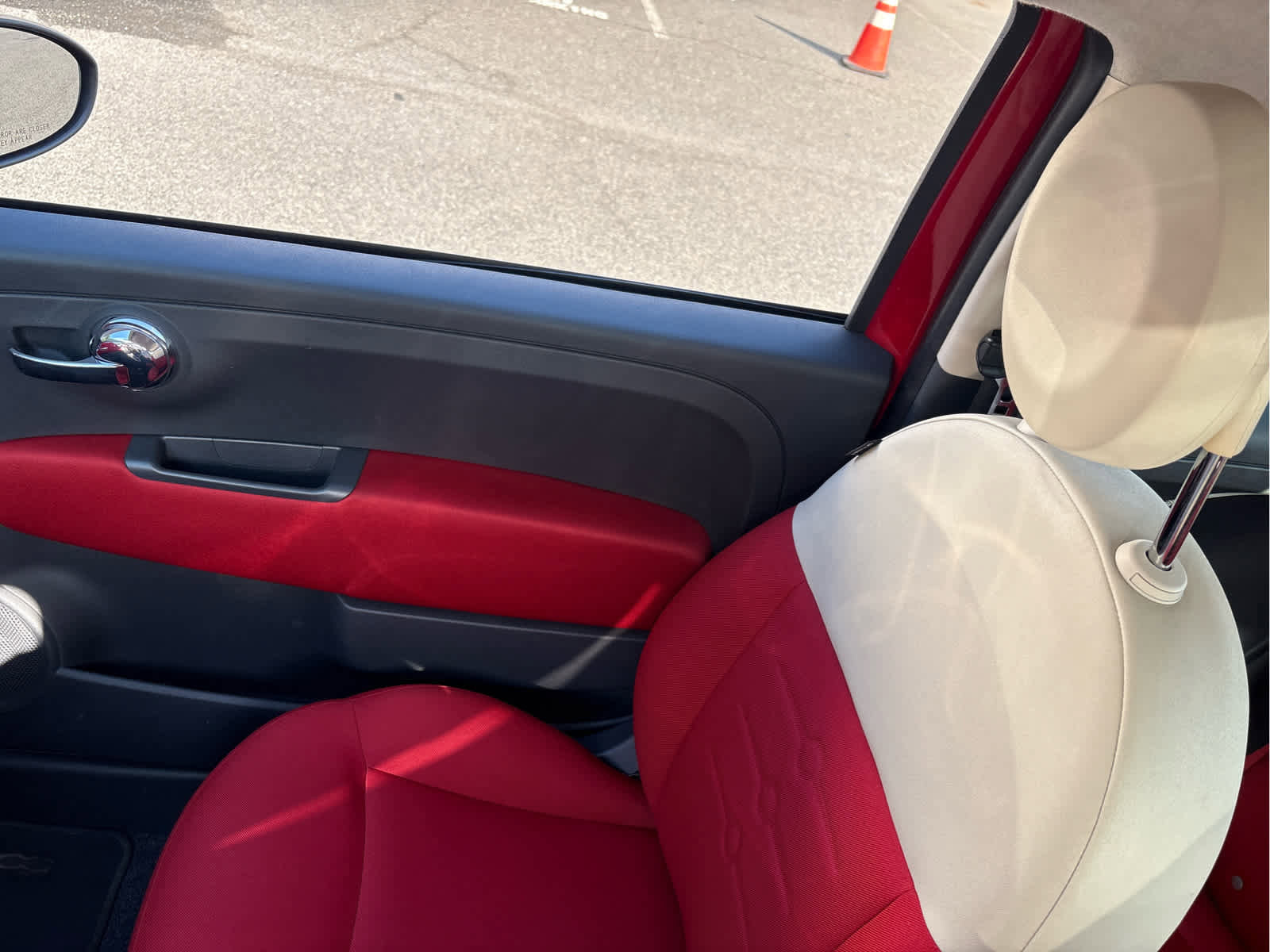 Used 2015 FIAT 500 Pop FWD image 10