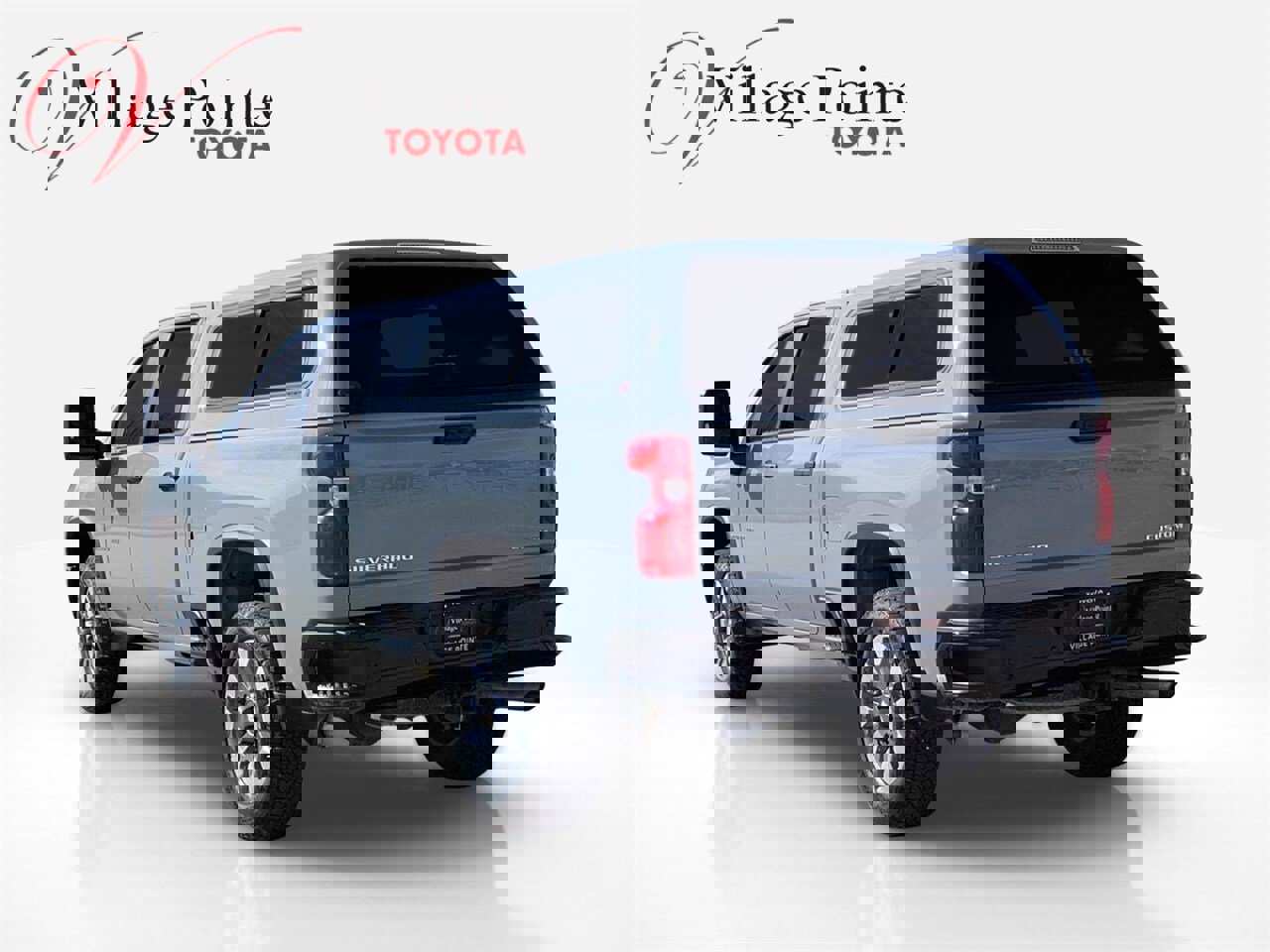 Used 2024 Chevrolet Silverado 2500 Custom w/ Custom Convenience Package image 4