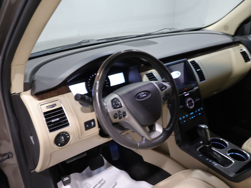 Used 2019 Ford Flex Limited w/ Equipment Group 303A AWD/4WD image 15