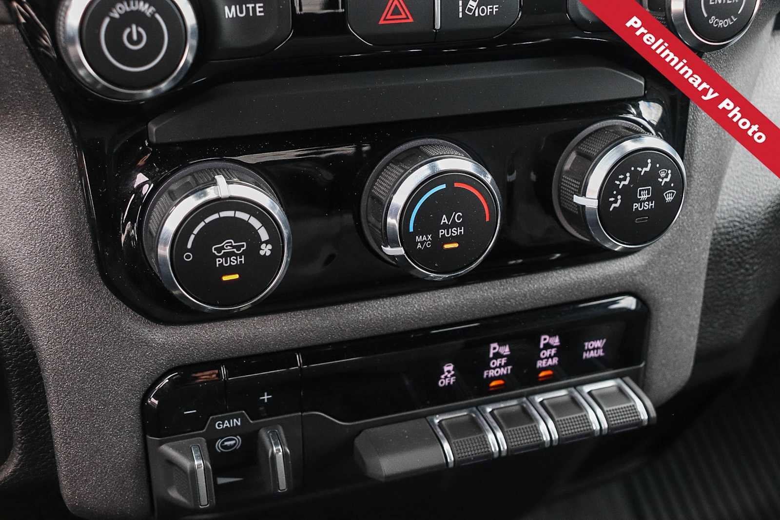Used 2025 RAM 1500 Tradesman AWD/4WD image 18