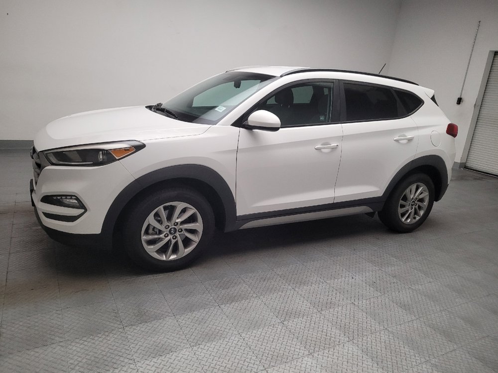 Used 2017 Hyundai Tucson SE w/ SE Popular Package 02 FWD image 2