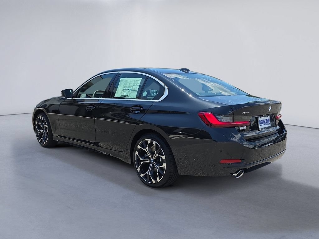 New 2026 BMW 330i xDrive Sedan w/ Premium Package AWD/4WD image 5